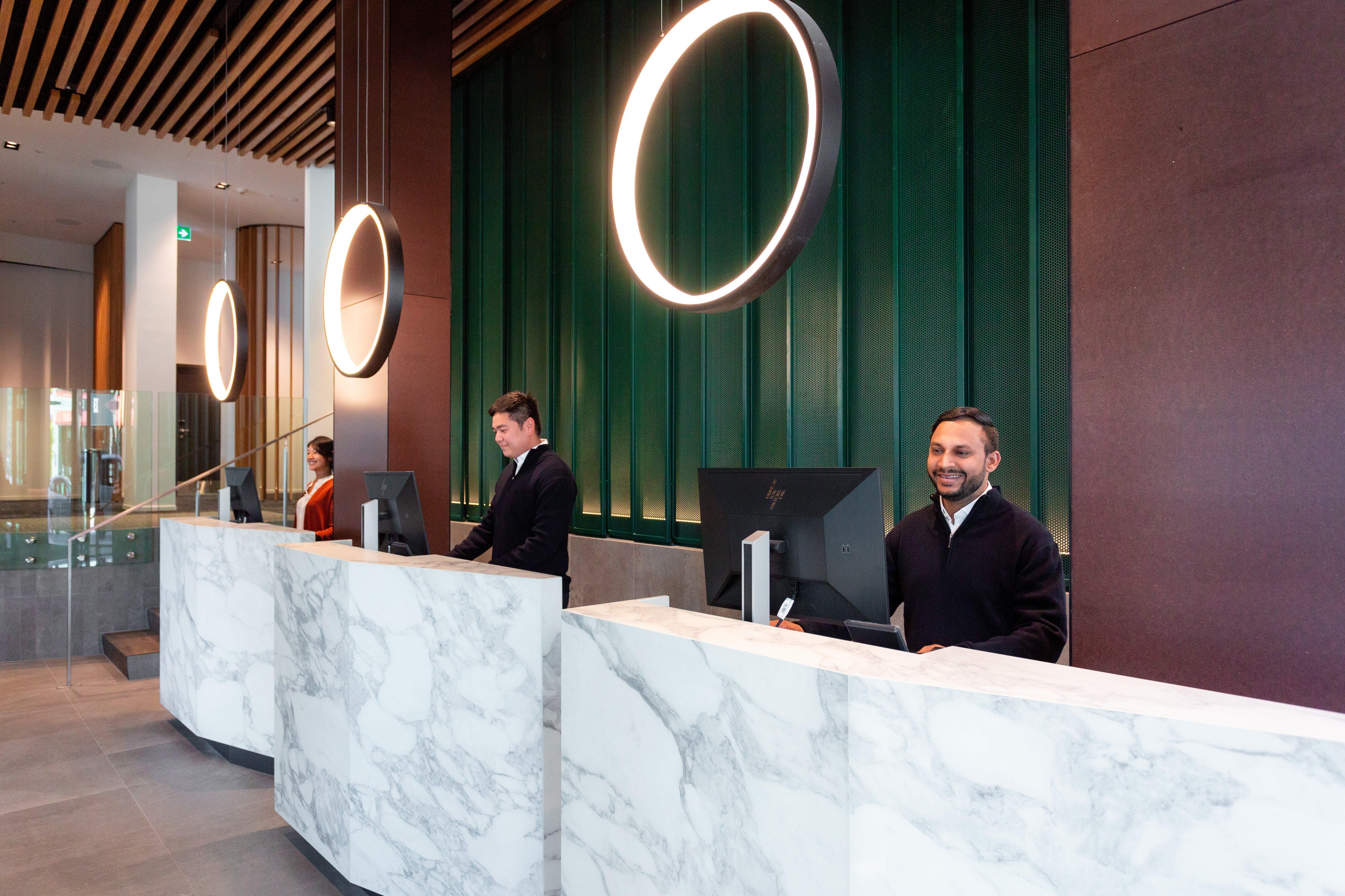 Holiday Inn Queenstown Remarkables Park Exterior foto