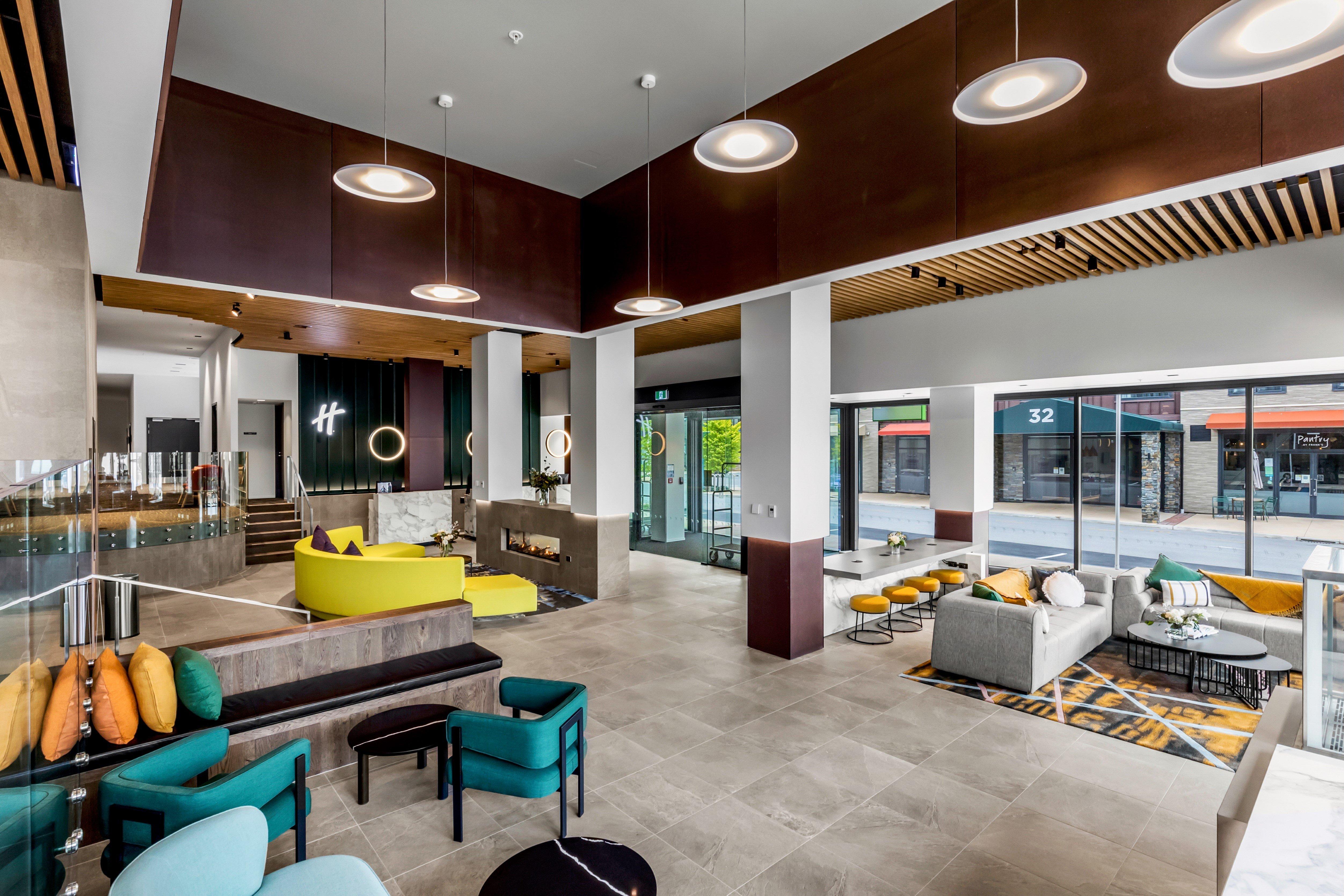 Holiday Inn Queenstown Remarkables Park Exterior foto
